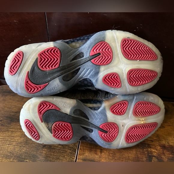 Nike Little Posite Pro GS Big Kid's Size 4Y Dark Grey Heather & Black - Picture 8 of 10